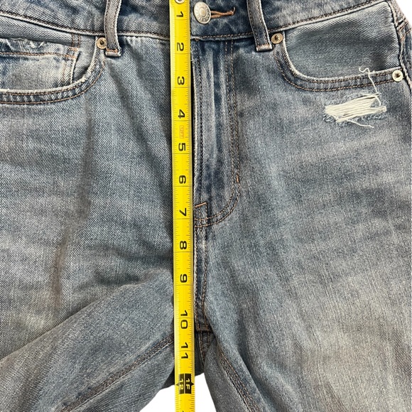 American Eagle Distressed Light Denim Mom Jeans Size 00 - Picture 11 of 16
